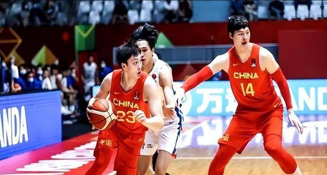 包含转折点！深圳男篮迎来里程碑，欧联关键战攻防权衡，震撼外界，资深球员宣示担当的词条九游棋牌最新版本下载