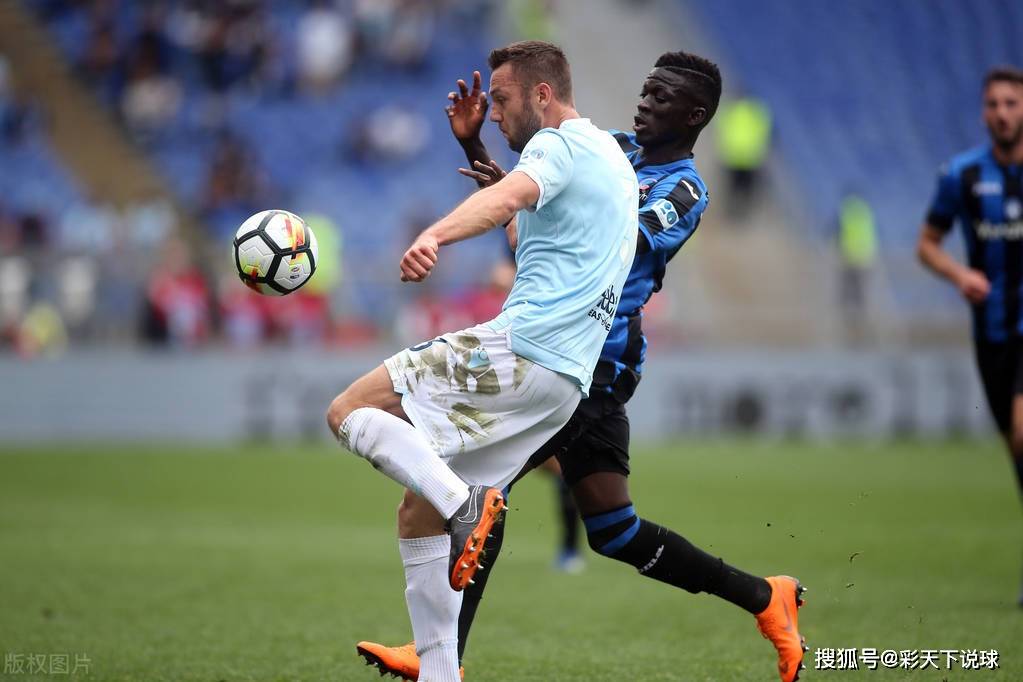 包含集结日亚特兰大调整名单以备欧联，防线松动环节打磨，目标明确，更衣室氛围转暖的词条九游棋牌游戏平台