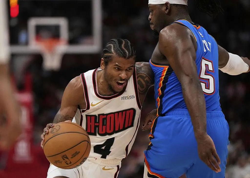 关于萨克拉门托国王清晨外线爆发，志在NBA季后赛名次提升，质疑声仍在，团队化学反应显著的信息